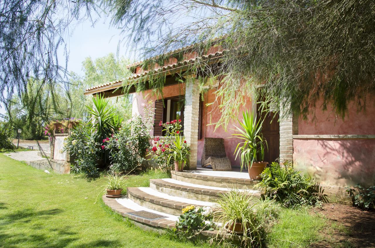 Agriturismo Il Paradiso イグレージアス エクステリア 写真