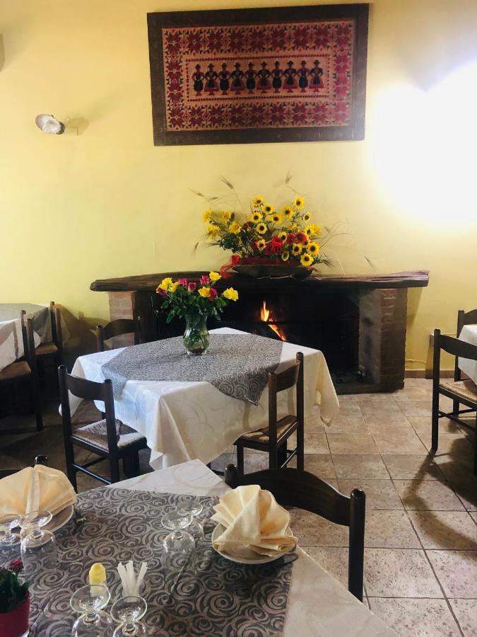 Agriturismo Il Paradiso イグレージアス エクステリア 写真